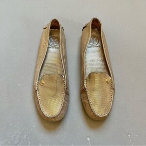 Tory Burch Arianna Driving Loafers Metallic Gold size 8.5